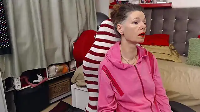 kellyterapy online show from November 6, 6:09 pm