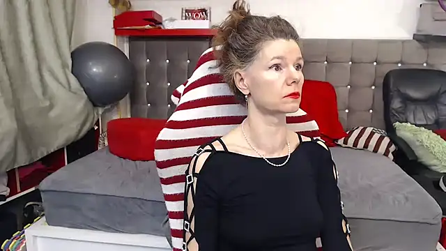 kellyterapy online show from February 12, 8:15 pm