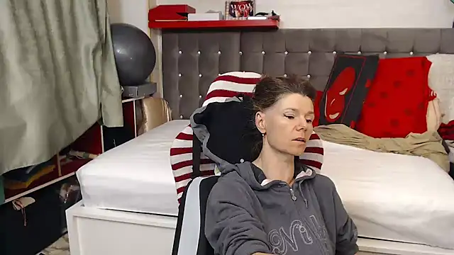 kellyterapy online show from May 15, 11:12 pm