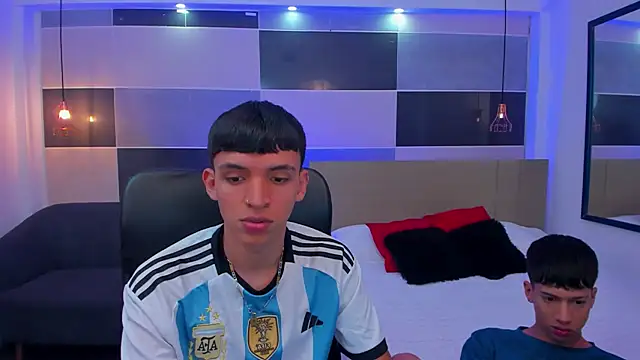 Juan Nd Steven online show from February 19, 4:12 am