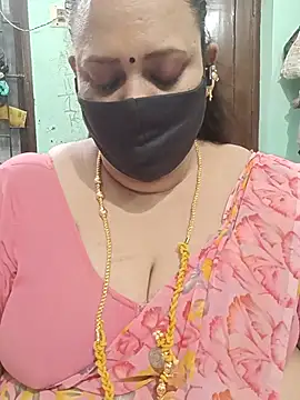 Snapshot of ashikaa_r chatting on July 3, 4:46 pm ashikaa r online show from July 3, 4:46 pm