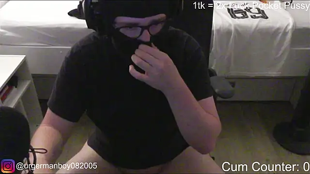 HornyTeenBoy64 online show from July 19, 2:54 pm