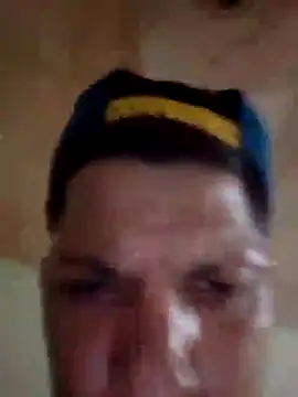 Snapshot of Alonsomadeira chatting on June 8, 4:13 am Alonsomadeira online show from June 8, 4:13 am