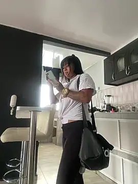 Snapshot of luisa16xxx chatting on March 12, 9:24 pm luisa16xxx online show from March 12, 9:24 pm