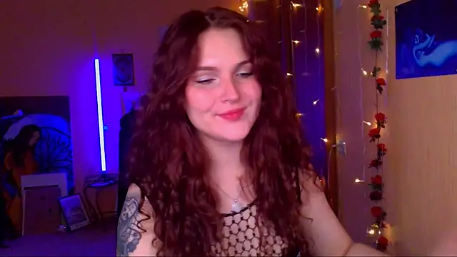 Snapshot of Jenna_Sativa chatting on June 11, 12:47 pm Jenna Sativa online show from June 11, 12:47 pm