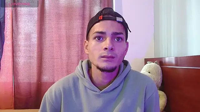 Jeffstyle18 online show from February 23, 3:42 pm