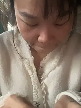 Laura8910 online show from December 11, 9:09 am