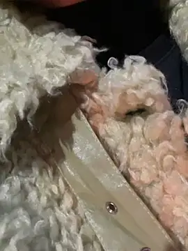 Laura8910 online show from January 31, 8:01 am