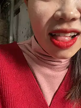 Laura8910 online show from February 25, 3:42 am