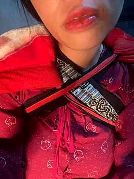 Laura8910 online show from November 9, 12:25 pm