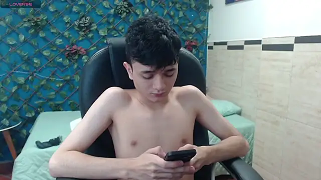 Waturox online show from February 11, 10:07 pm