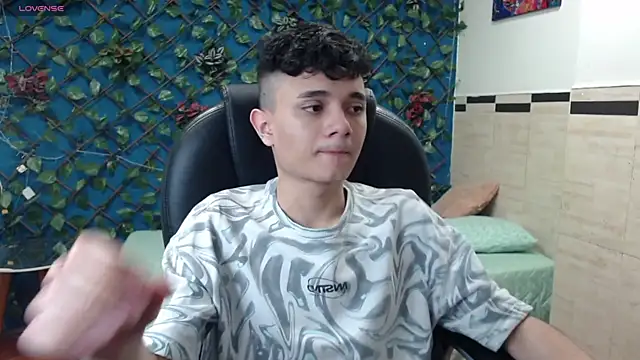 Waturox online show from February 20, 7:30 pm