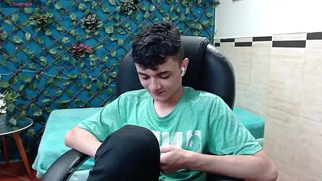 Waturox online show from March 3, 7:06 pm