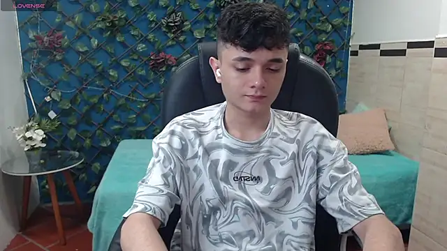 Waturox online show from March 13, 6:45 pm