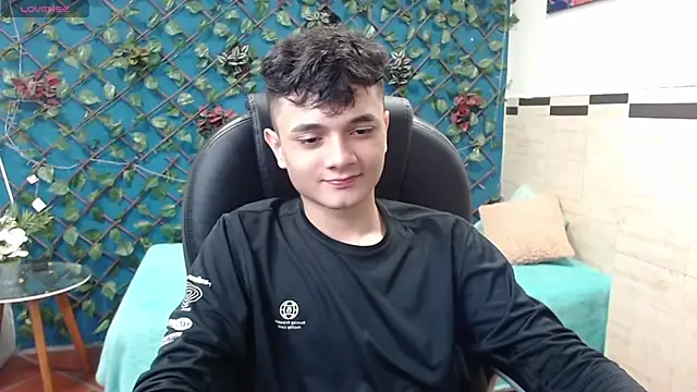 Waturox online show from March 14, 7:01 pm