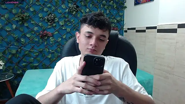 Waturox online show from March 20, 7:14 pm