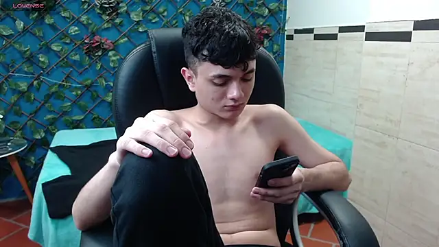 Waturox online show from March 21, 7:13 pm