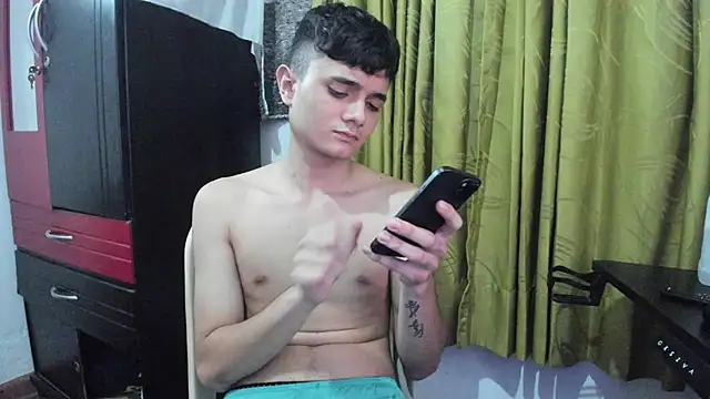 Waturox online show from November 29, 3:53 am