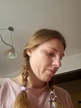 Snapshot of KimySandy chatting on January 24, 10:21 am KimySandy online show from January 24, 10:21 am