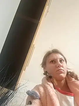 Snapshot of KimySandy chatting on February 19, 6:44 am KimySandy online show from February 19, 6:44 am