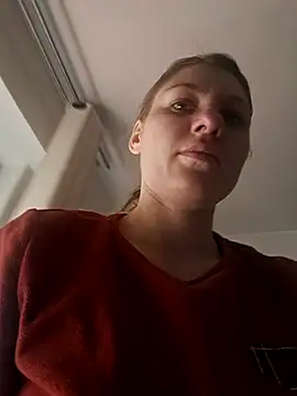 Snapshot of KimySandy chatting on February 22, 8:40 am KimySandy online show from February 22, 8:40 am