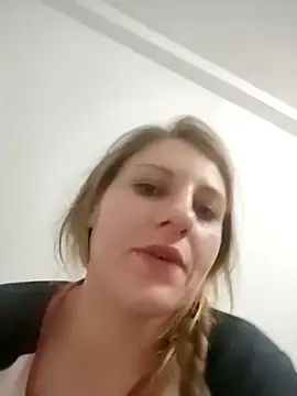 Snapshot of KimySandy chatting on September 20, 9:49 pm KimySandy online show from September 20, 9:49 pm