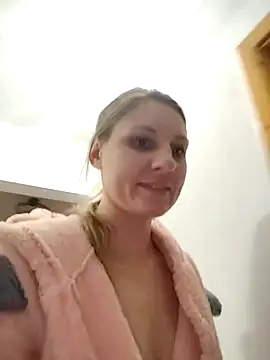 Snapshot of KimySandy chatting on September 27, 3:39 pm KimySandy online show from September 27, 3:39 pm