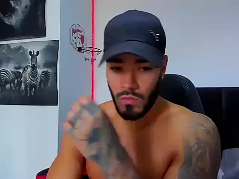 Snapshot of Alexander_Martines chatting on September 15, 5:35 pm Alexander Martines online show from September 15, 5:35 pm