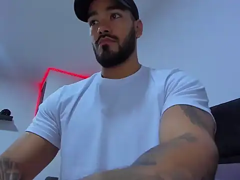 Snapshot of Alexander_Martines chatting on October 9, 11:03 pm Alexander Martines online show from October 9, 11:03 pm