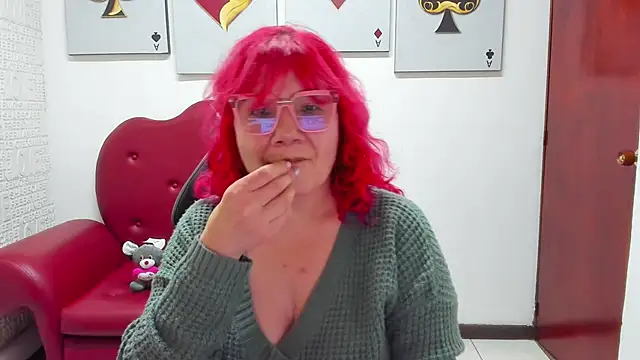 Salomeediaz  online show from December 15, 9:08 pm