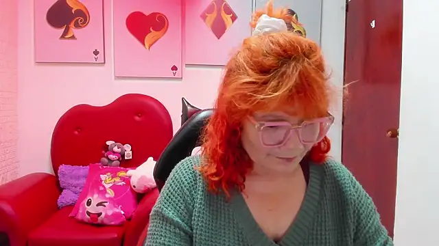 Salomeediaz  online show from March 18, 9:29 pm