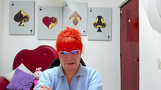 Salomeediaz  online show from March 26, 9:09 pm