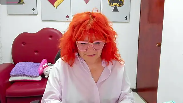 Salomeediaz  online show from April 12, 1:16 pm