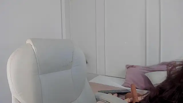 Mariapettit online show from February 14, 12:25 pm