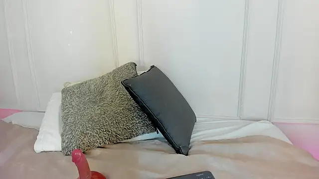 Mariapettit online show from February 26, 12:04 pm