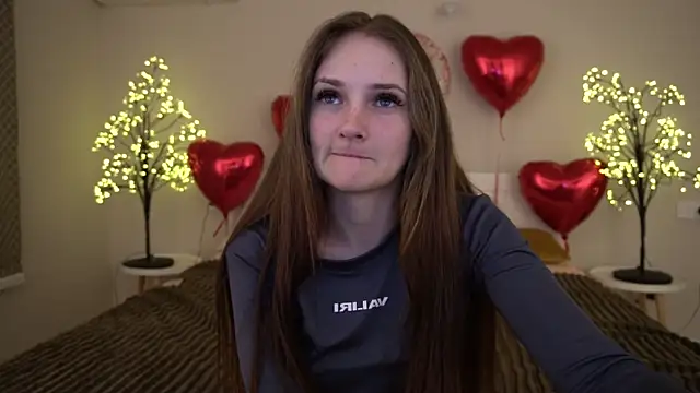 Snapshot of PamelaXX_ chatting on February 13, 9:49 pm PamelaXX online show from February 13, 9:49 pm