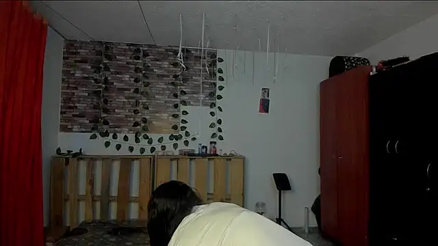 nicole volkov online show from November 15, 6:11 am