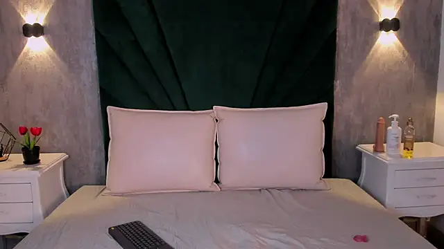 Alexiis Etereo online show from February 18, 7:21 pm