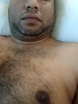 Snapshot of dilshanlove chatting on October 24, 4:09 am dilshanlove online show from October 24, 4:09 am