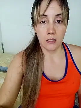 Snapshot of Isabel23zr chatting on January 29, 3:15 pm Isabel23zr online show from January 29, 3:15 pm