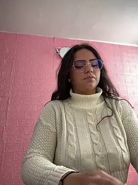 Snapshot of karol_9 chatting on March 22, 5:52 pm karol 9 online show from March 22, 5:52 pm