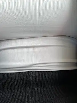 Snapshot of Accole chatting on February 5, 12:06 pm Accole online show from February 5, 12:06 pm