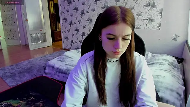 Stacey Brown online show from December 25, 11:10 pm