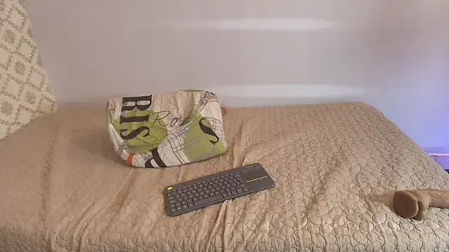 Chantal taylor  online show from February 28, 6:20 pm