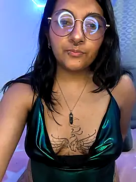 Snapshot of Alliccee chatting on March 7, 8:22 pm Alliccee online show from March 7, 8:22 pm