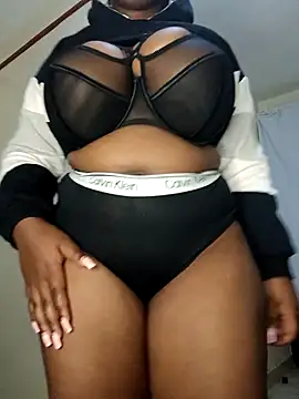 suckmyboobs12  online show from October 29, 4:20 pm