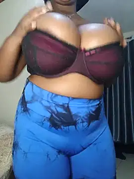suckmyboobs12  online show from July 3, 7:37 am