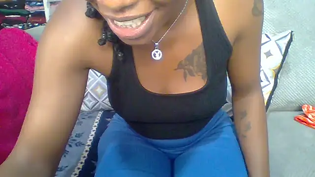 Petite 254 online show from October 14, 9:54 am