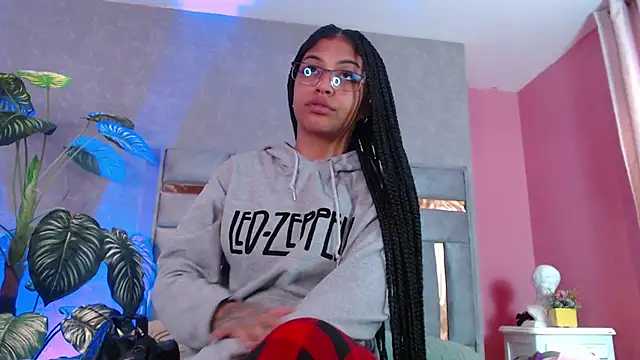 JuliaRose ks online show from October 8, 12:14 pm