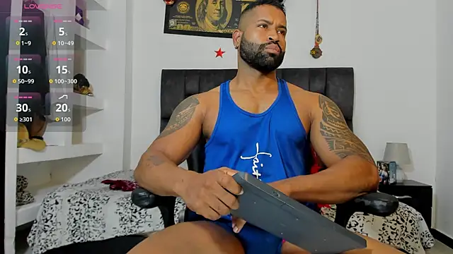 Snapshot of MattRodriguez9 chatting on November 23, 9:09 am MattRodriguez9 online show from November 23, 9:09 am